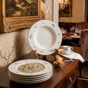Syracuse China "Celeste" 7-Rim Soup Bowls with Platinum Trim are a set of vintag